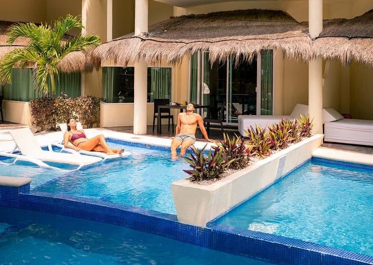 El Dorado Casitas Royale, a Spa Resort by Karisma Rooms & Suites
