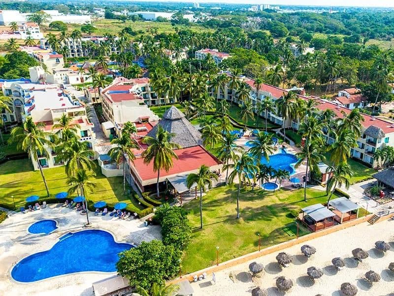 Grand Decameron Complex Bucerías, A Trademark All-Inclusive Exterior & Grounds