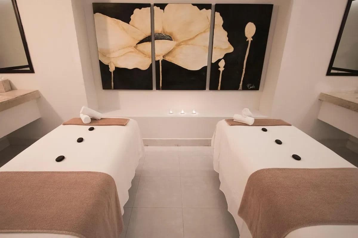 Grand Decameron Los Cabos, A Trademark All-Inclusive Resort Spa & Wellness