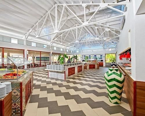 Grand Decameron Panama, A Trademark All Inclusive Resort Dining & Restaurants