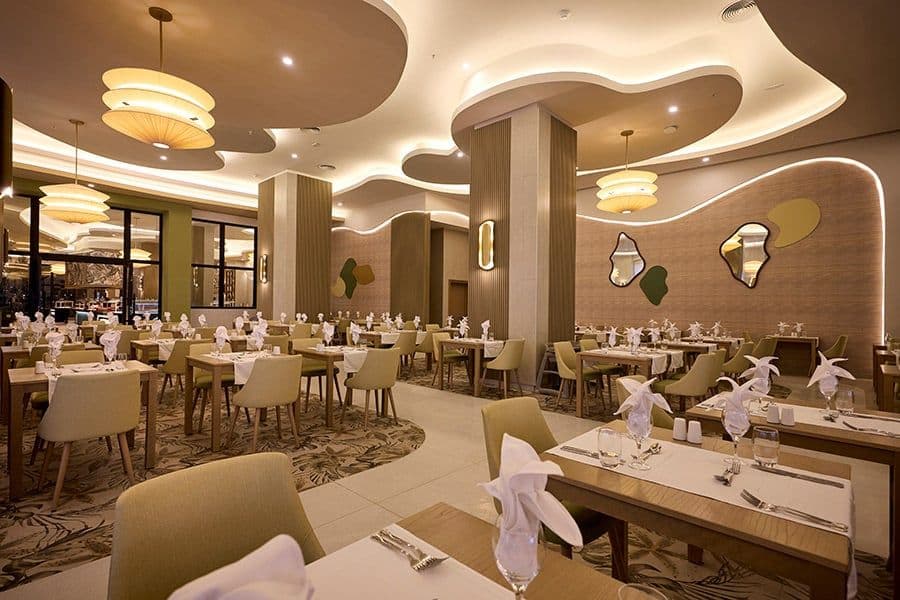 Restaurant at Hotel Riu Palace Aquarelle