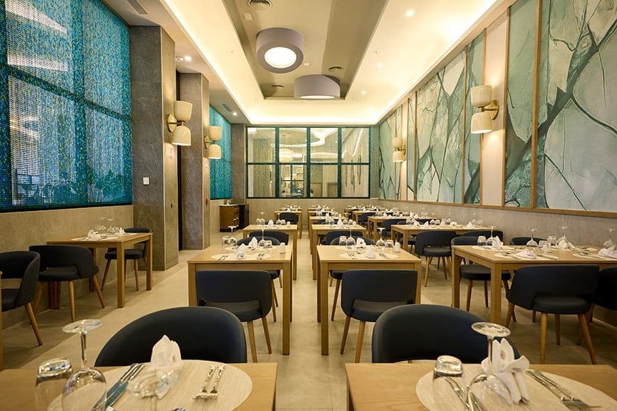 Restaurant at Hotel Riu Palace Aquarelle