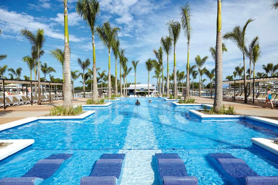 Swimming pool area at Hotel Riu Palace Costa Rica