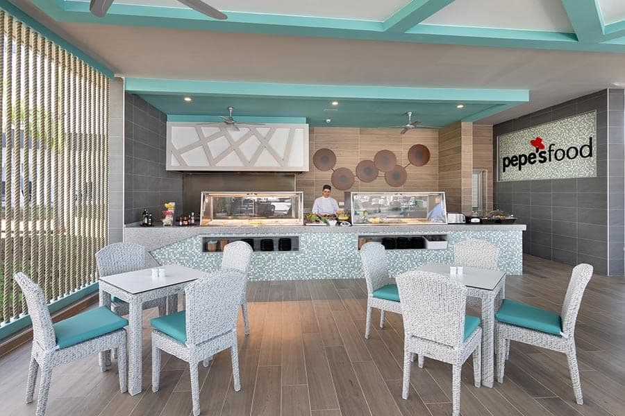 Restaurant at Hotel Riu Palace Palmeras