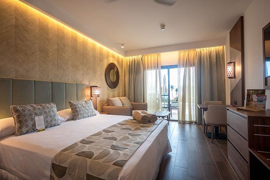 Guest room at Hotel Riu Palace Zanzibar