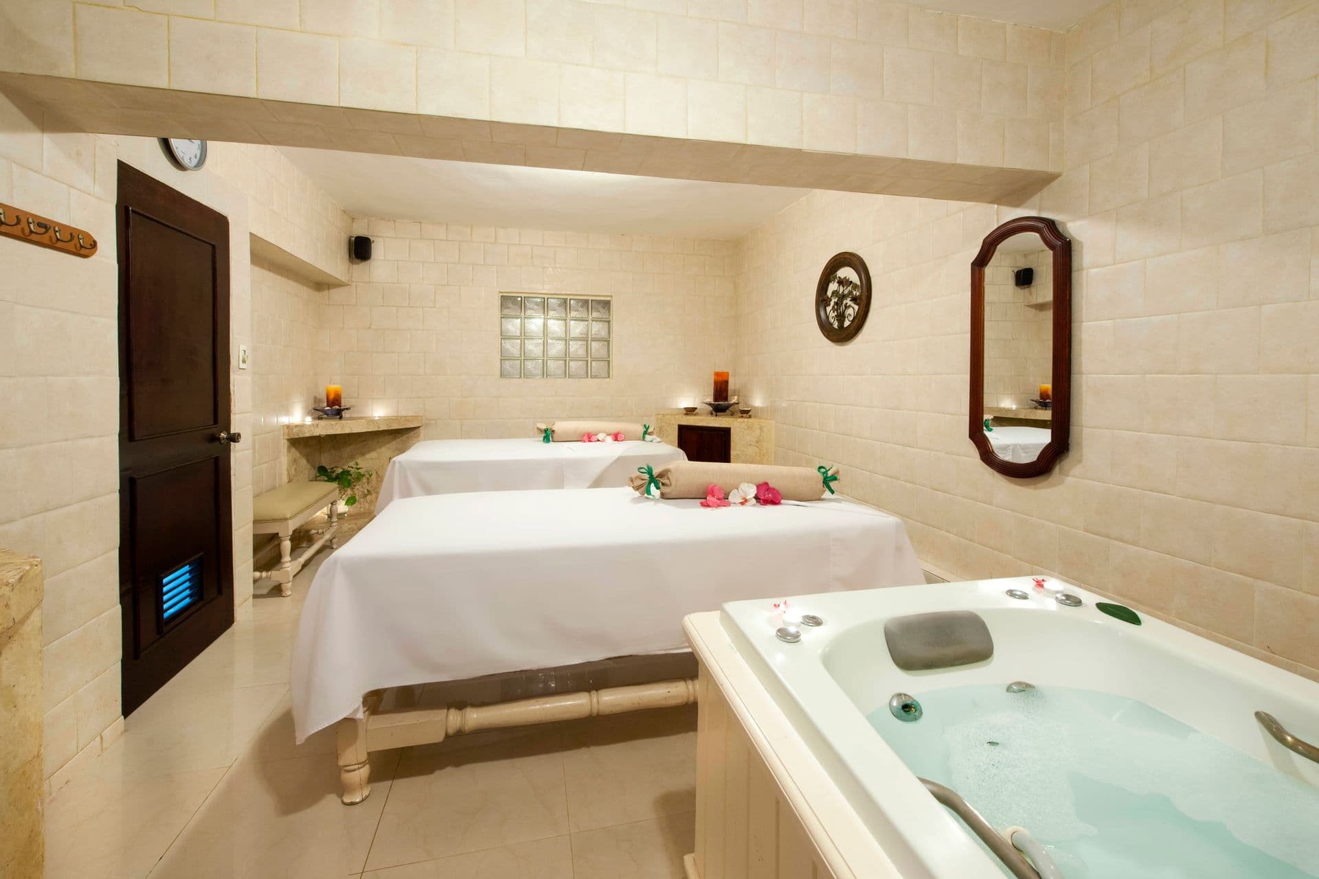 Resort exterior at Occidental Caribe