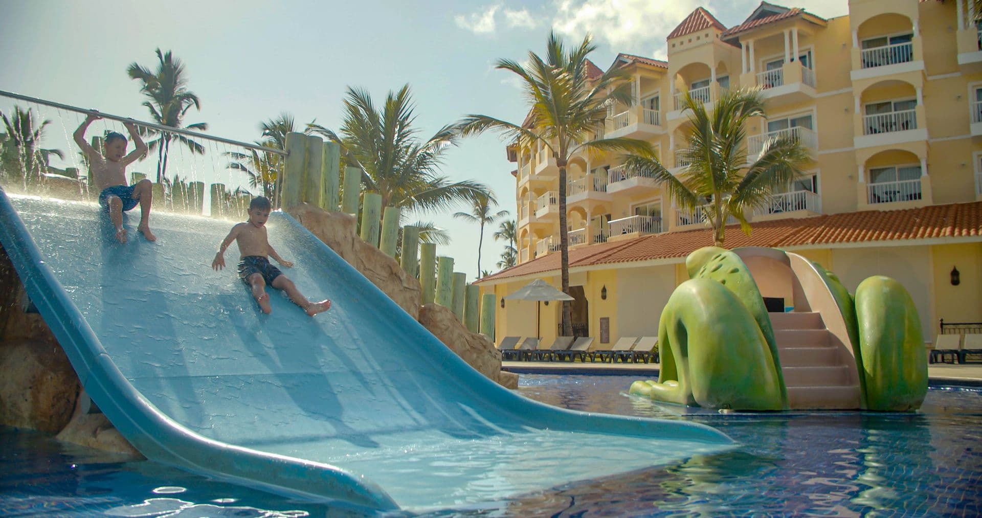 Swimming pool area at Occidental Caribe