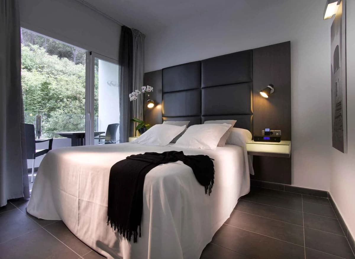 Guest room at Palladium Hotel Cala Llonga, Trademark Collection