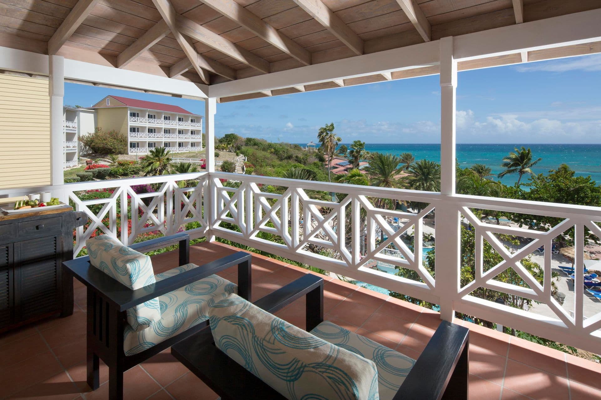 Pineapple Beach Club Antigua Rooms & Suites