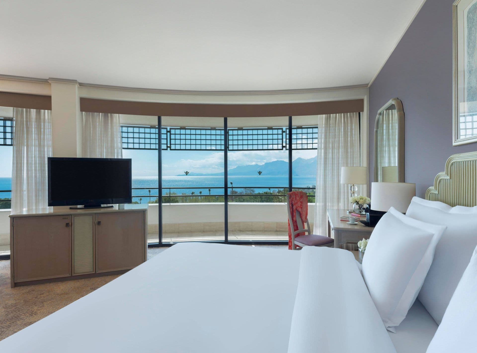 Guest room at Rixos Downtown Antalya - The Land Of Legends Access