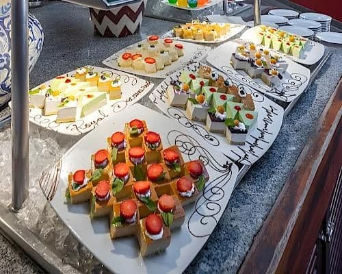 Royal Decameron Punta Sal Beach Resort, Spa & Convention Center Dining & Restaurants