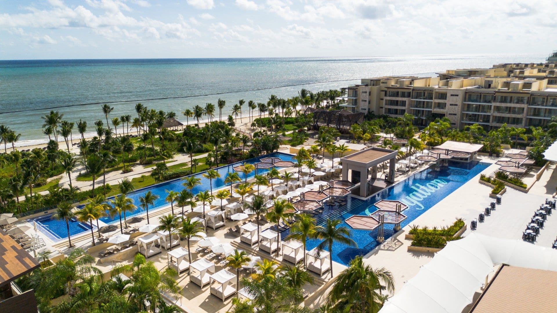 Royalton Riviera Cancun, Autograph Collection All-Inclusive Resort Exterior & Grounds