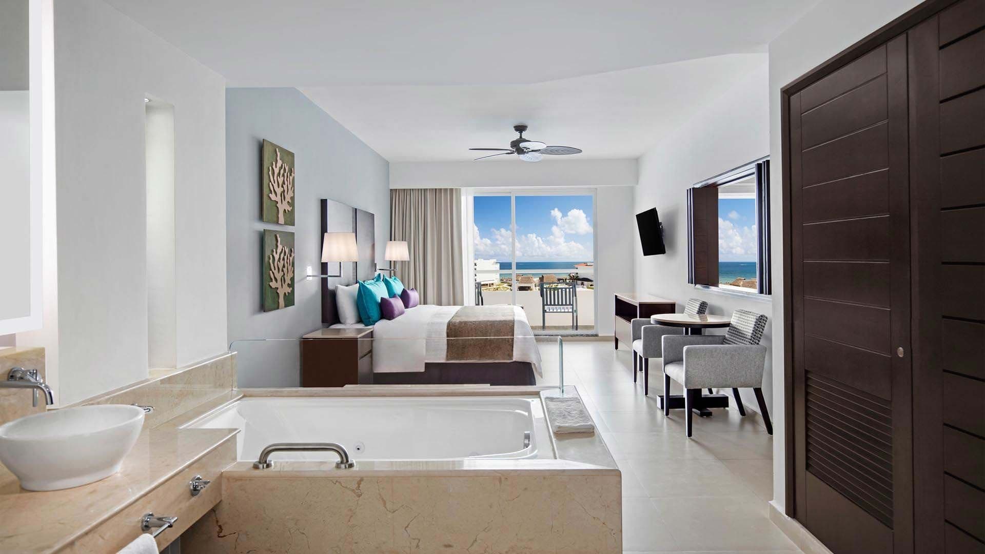 Ventus at Marina El Cid Spa & Beach Resort Rooms & Suites