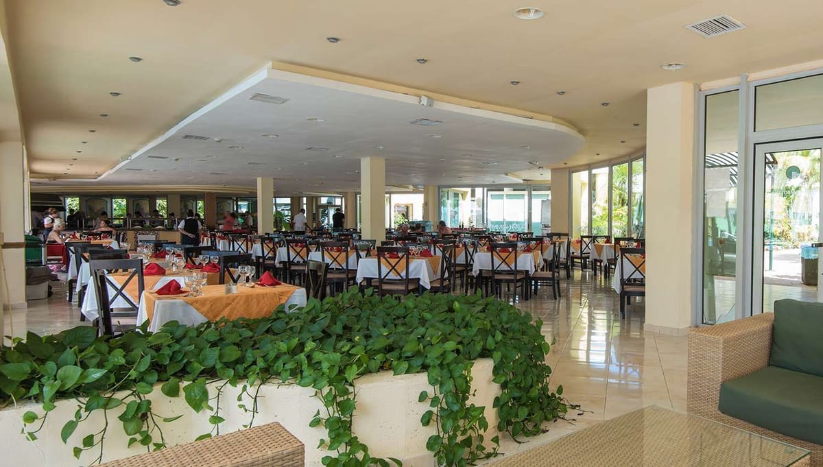 Allegro Palma Real Dining & Restaurants