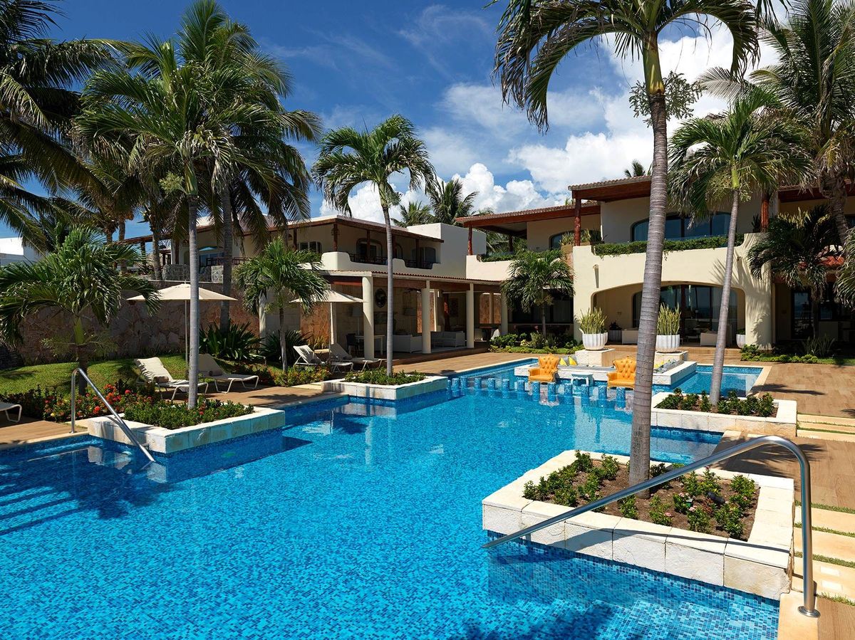 Swimming pool at Azul Villa Casa del Mar by Karisma