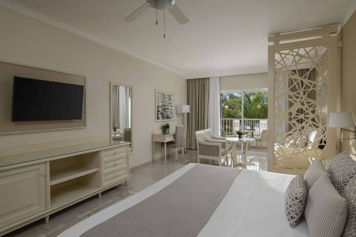 Bahia Principe Fantasia Punta Cana Rooms & Suites