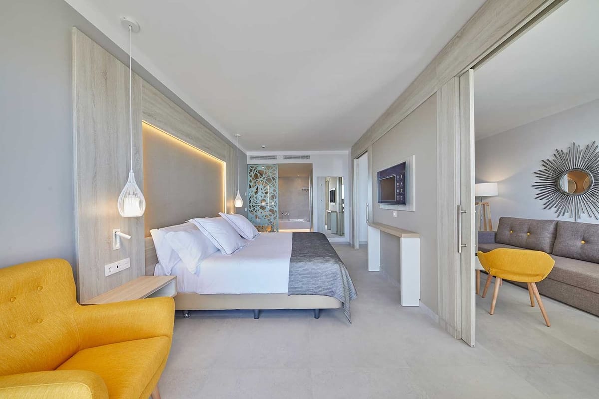 Bahia Principe Fantasia Tenerife Rooms & Suites