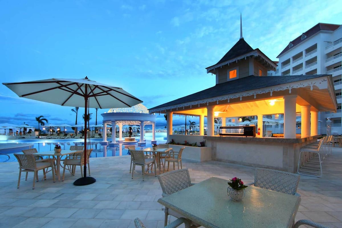 Bahia Principe Luxury Runaway Bay Dining & Restaurants