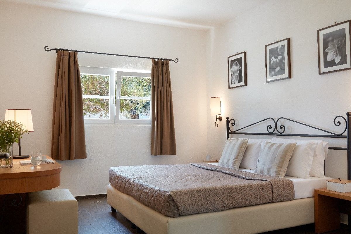 Guest room at Barceló Hydra Beach Resort