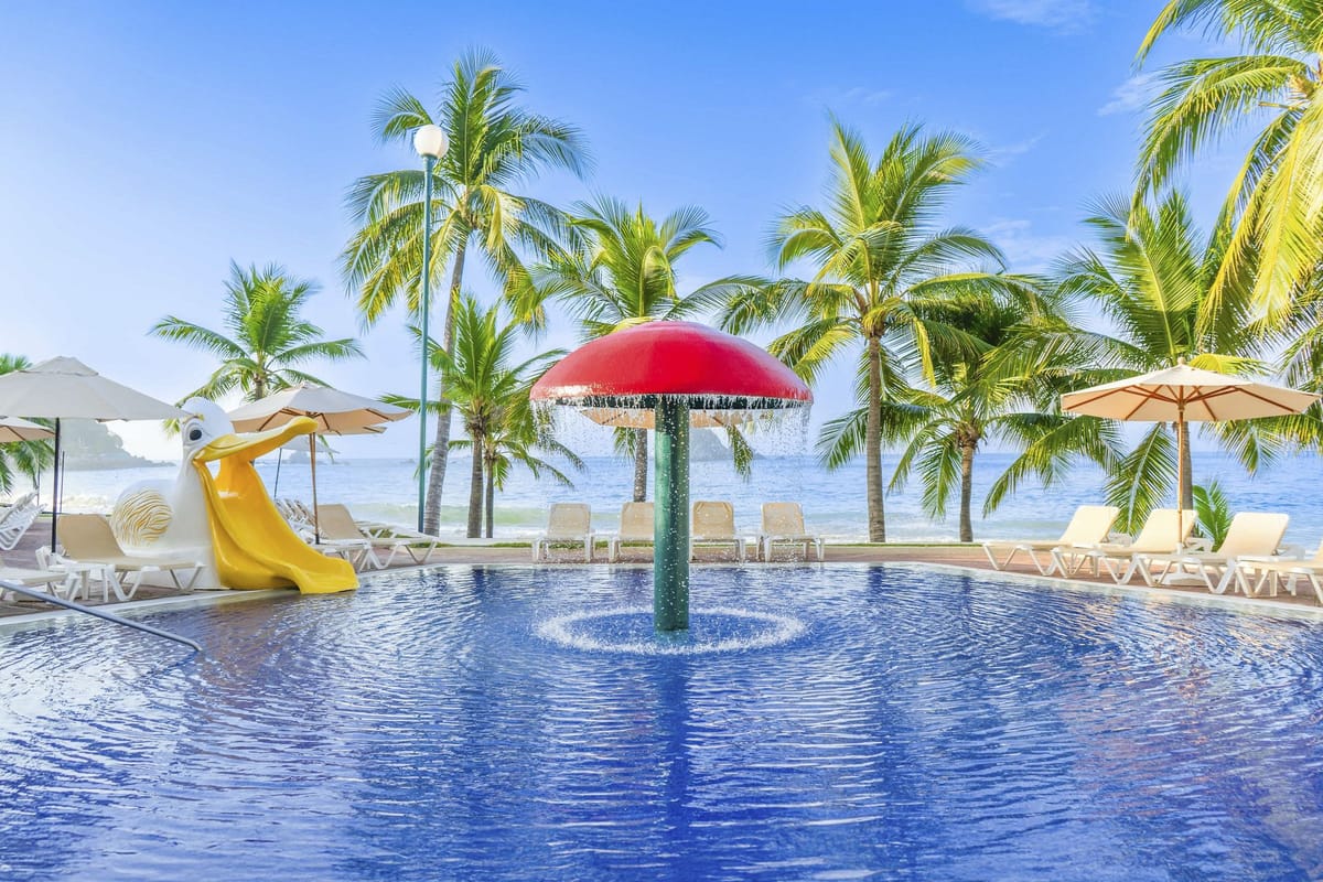 Barceló Ixtapa - All Inclusive Pools