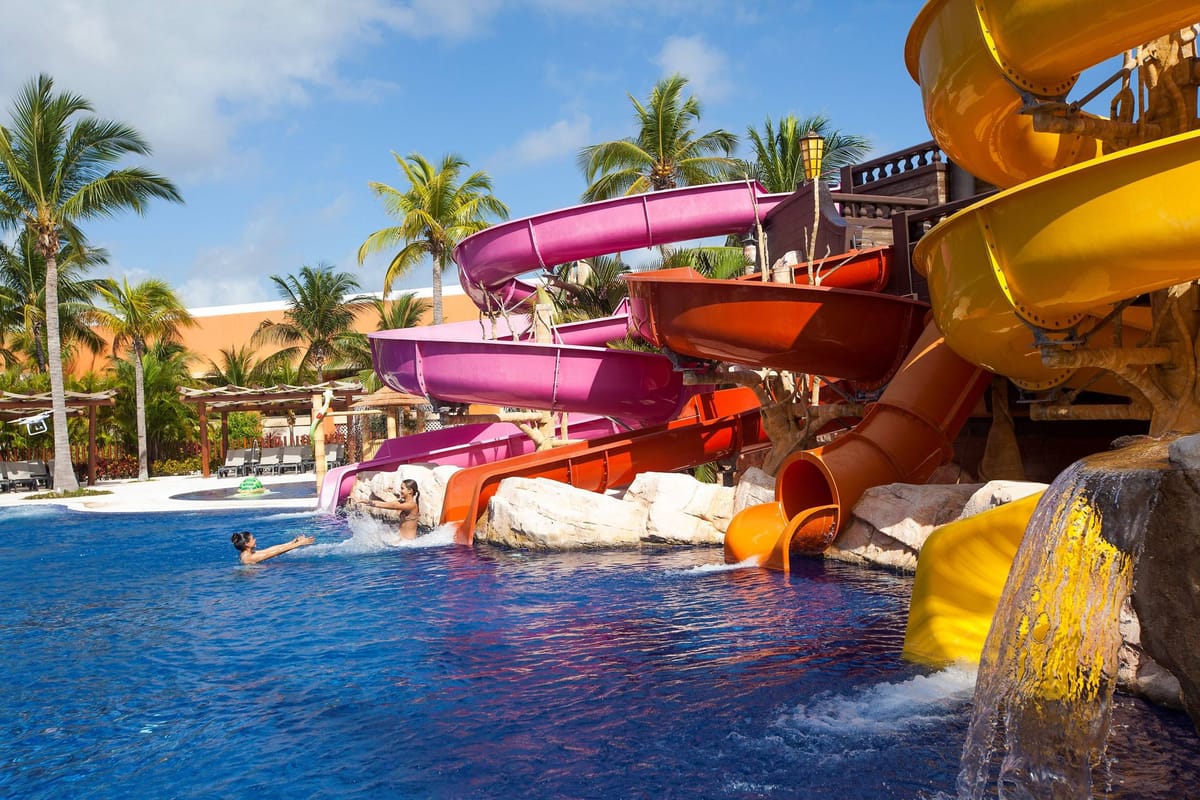 Barceló Maya Tropical Pools