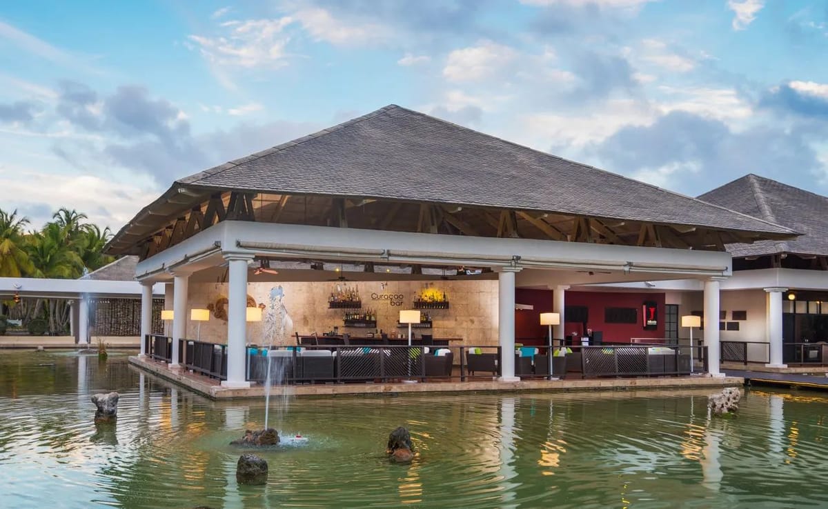 Catalonia Bavaro Beach Golf & Casino Resort Dining & Restaurants