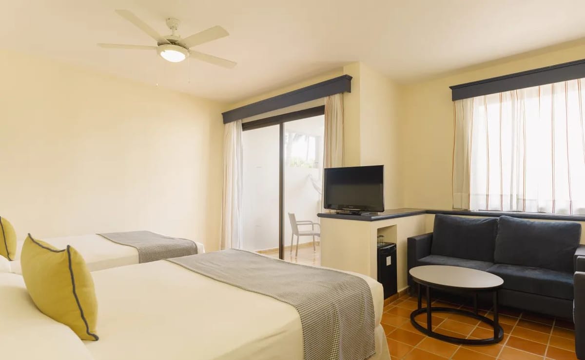 Catalonia Bavaro Beach Golf & Casino Resort Rooms & Suites