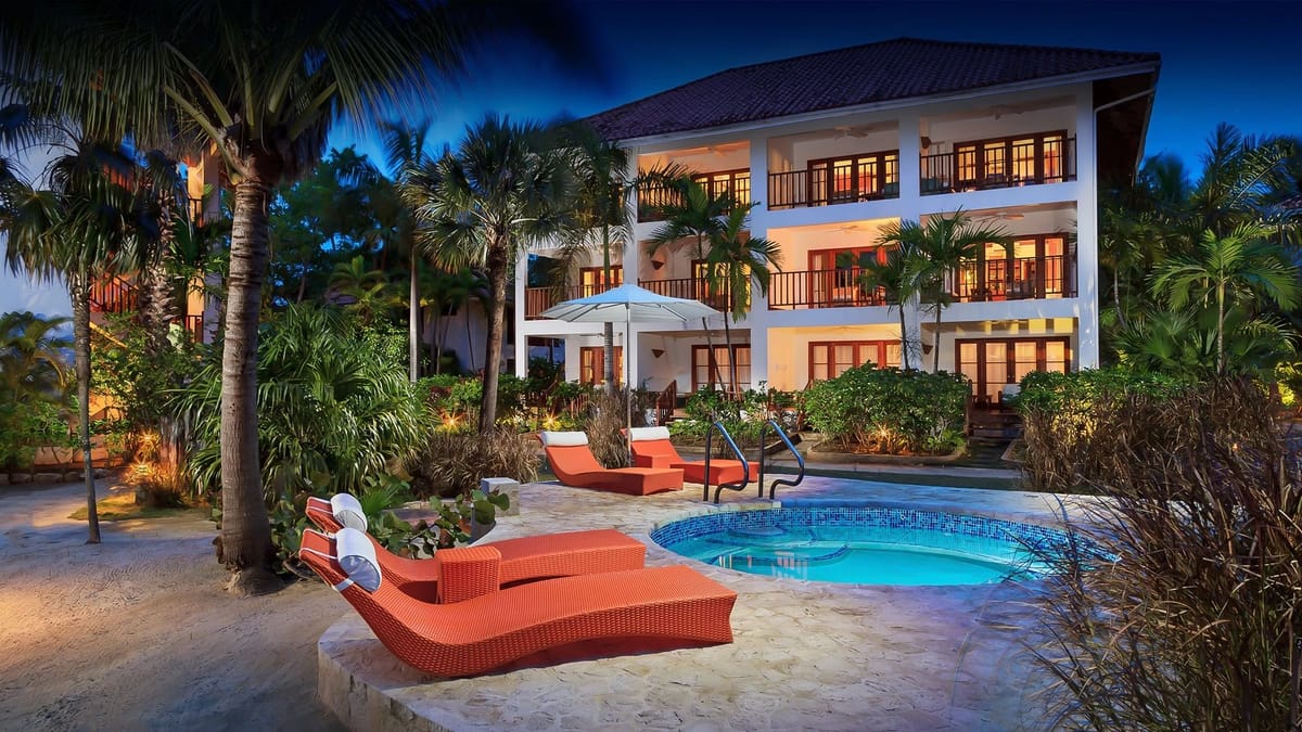 Swimming pool at Couples Swept Away