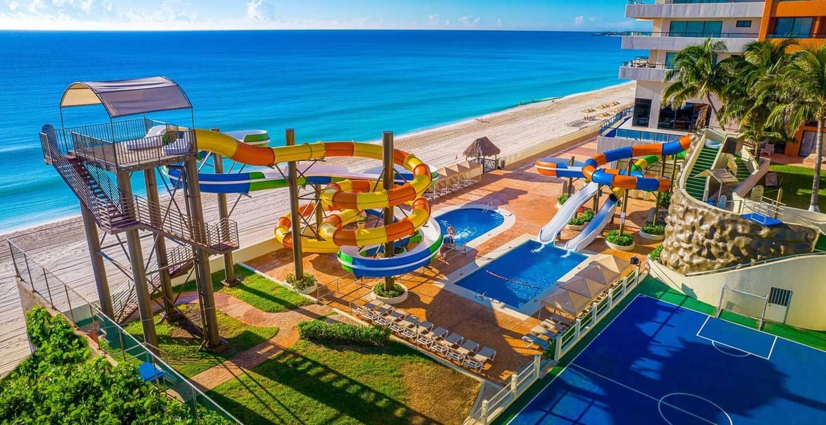 Swimming pool at Crown Paradise Club Cancun