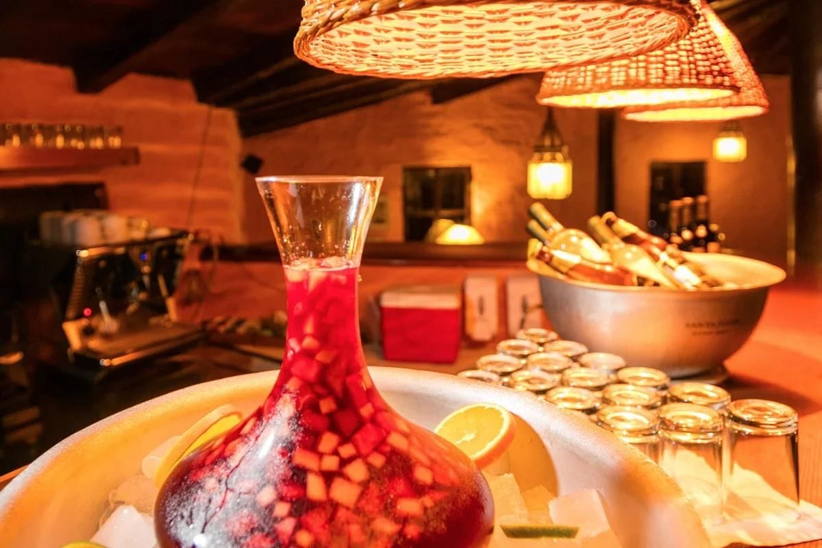 Decameron El Pueblo & Convention Center Dining & Restaurants
