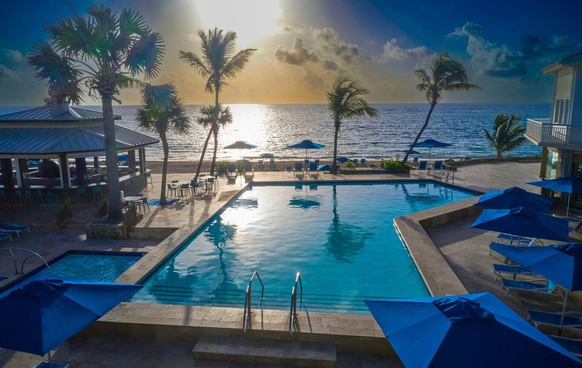 Divi Carina Bay Beach Resort & Casino Exterior & Grounds