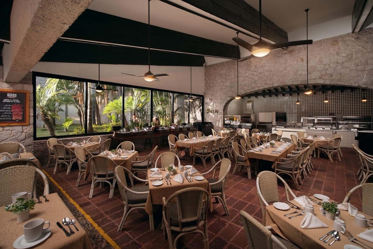 El Cid Granada Hotel & Country Club Dining & Restaurants