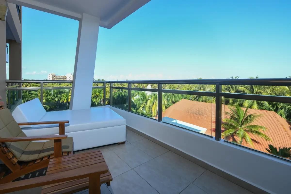 El Dorado Seaside Palms, by Karisma Rooms & Suites