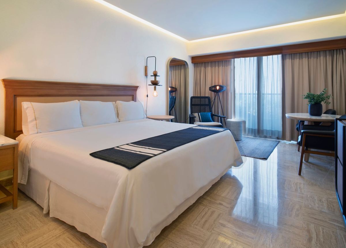 Fiesta Americana Puerto Vallarta All Inclusive & Spa Rooms & Suites