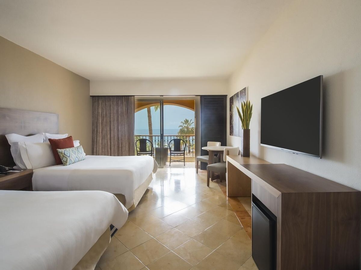 Grand Fiesta Americana Los Cabos All Inclusive Golf and Spa Rooms & Suites