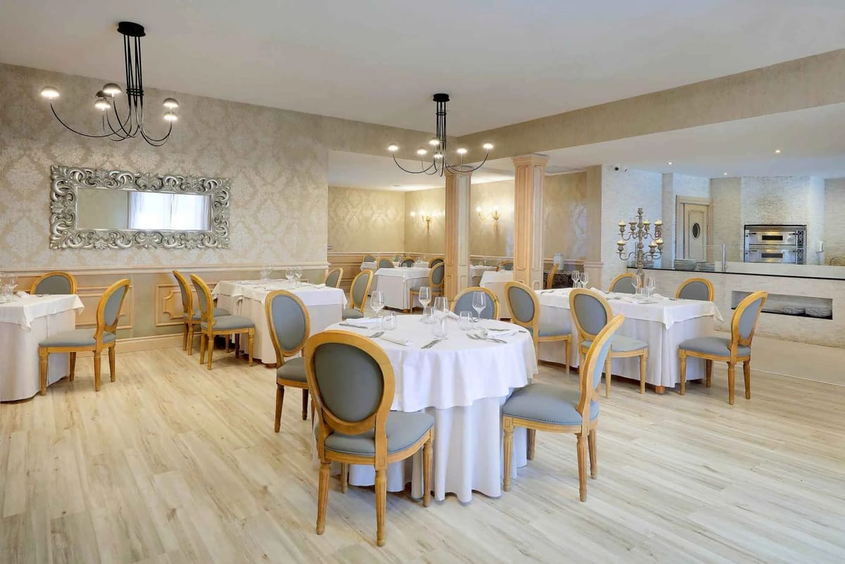 Grand Palladium White Island Resort & Spa Dining & Restaurants