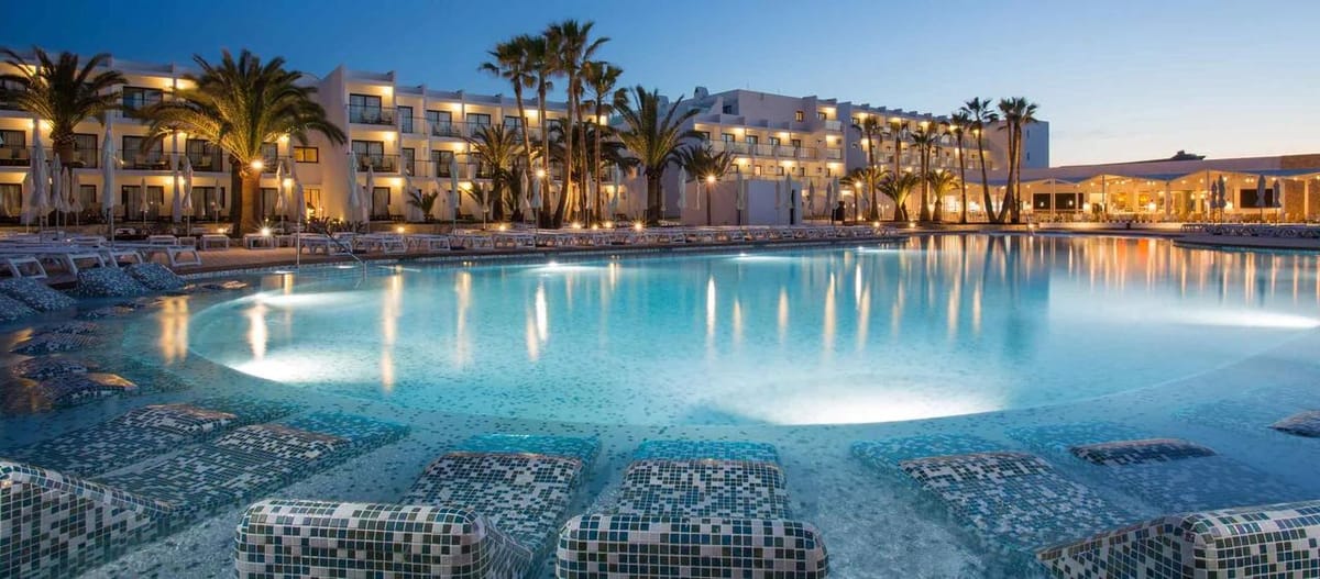 Grand Palladium White Island Resort & Spa Exterior & Grounds