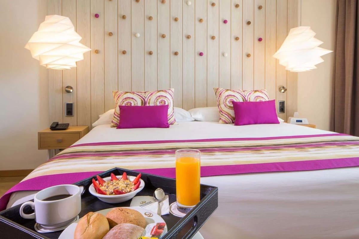 Grand Palladium White Island Resort & Spa Rooms & Suites