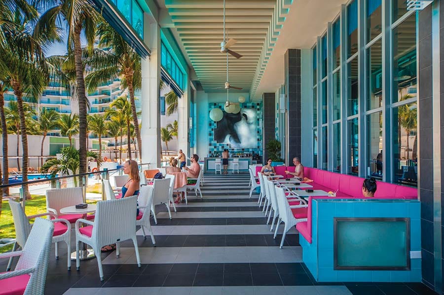 Restaurant at Hotel Riu Cancun