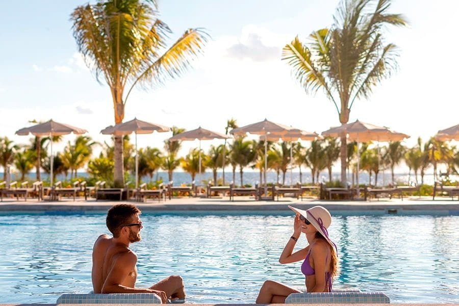 Swimming pool at Hotel Riu Latino