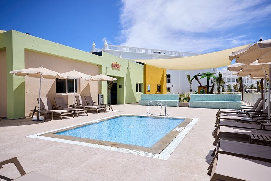 Swimming pool area at Hotel Riu Palace Bavaro