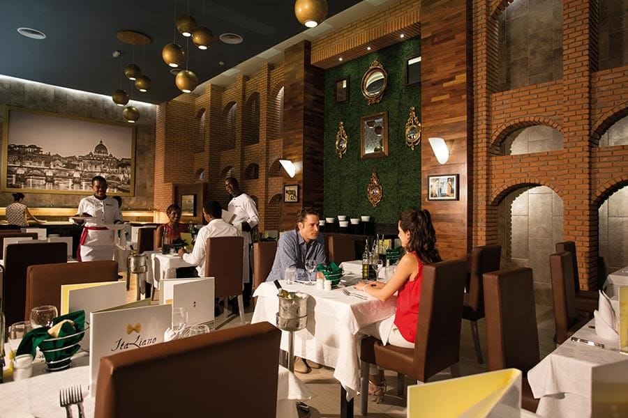 Restaurant at Hotel Riu Palace Jamaica
