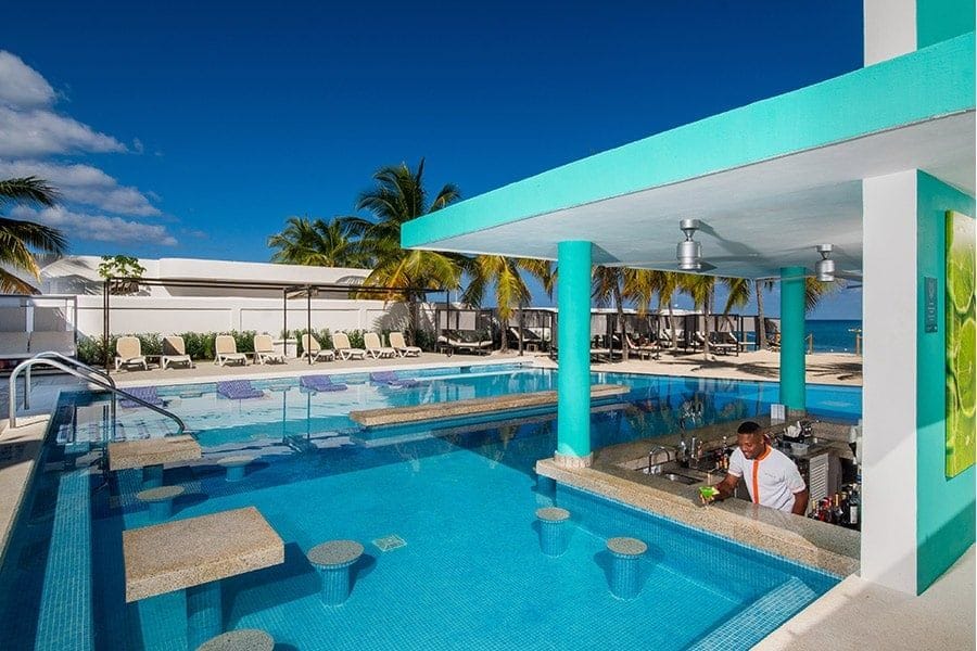 Swimming pool area at Hotel Riu Palace Jamaica