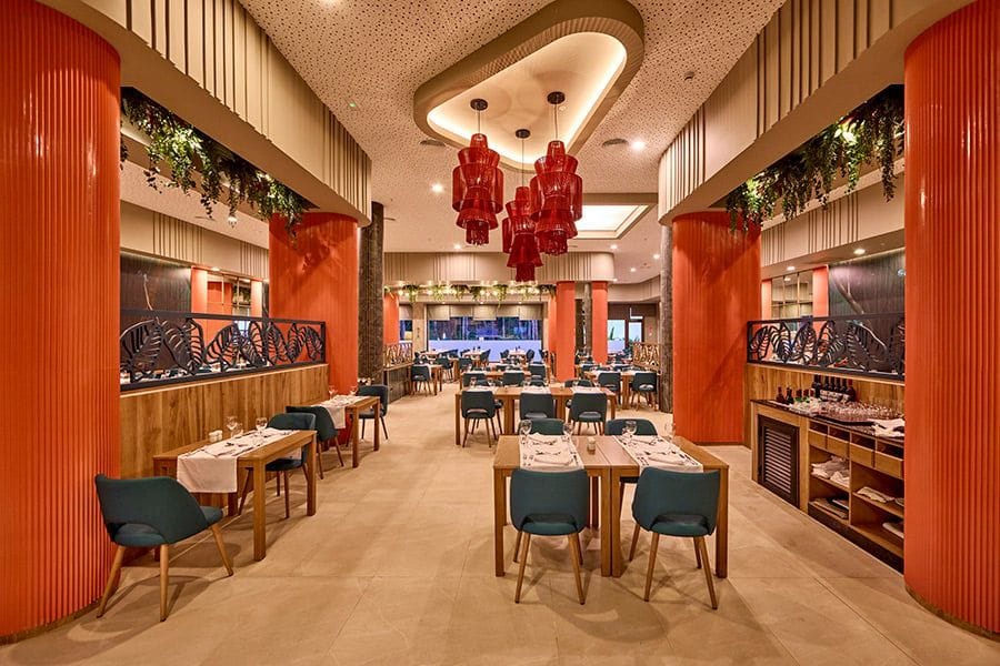 Restaurant at Hotel Riu Palace Mauritius