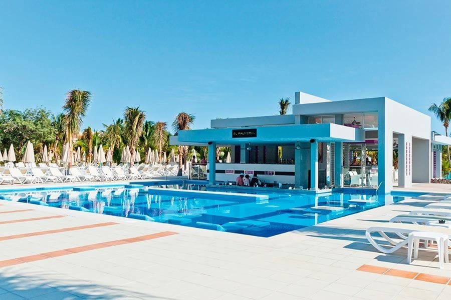 Hotel Riu Palace Mexico Pools