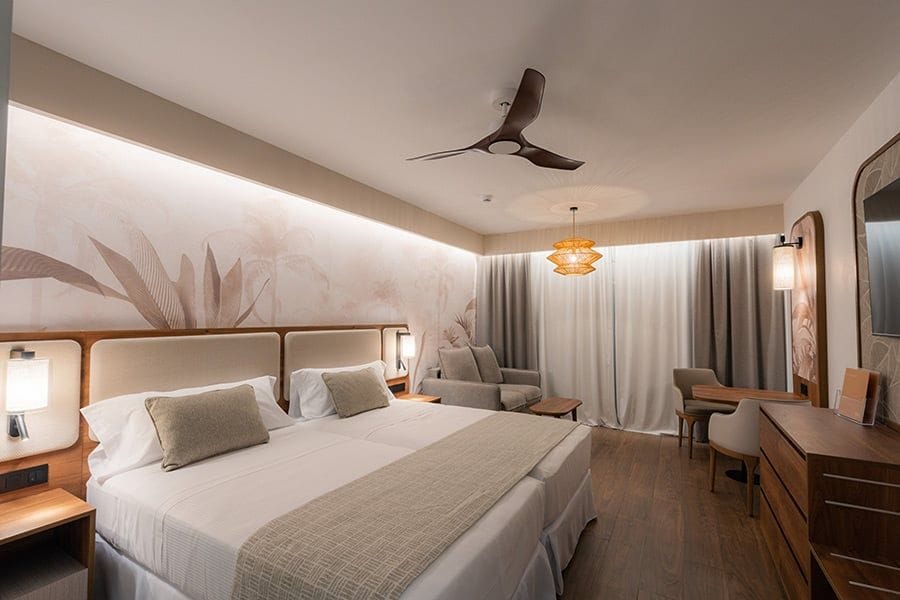 Guest room at Hotel Riu Palace Phuket