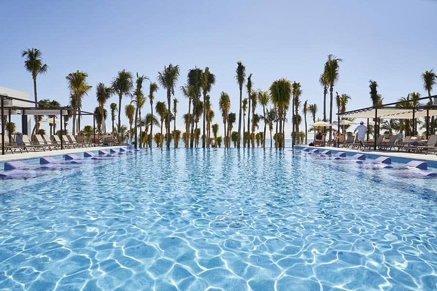 Hotel Riu Palace Riviera Maya Pools