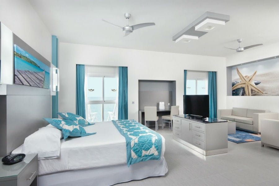 Guest room at Hotel Riu Playa Blanca