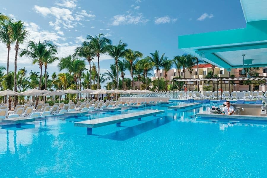 Hotel Riu Playacar Pools