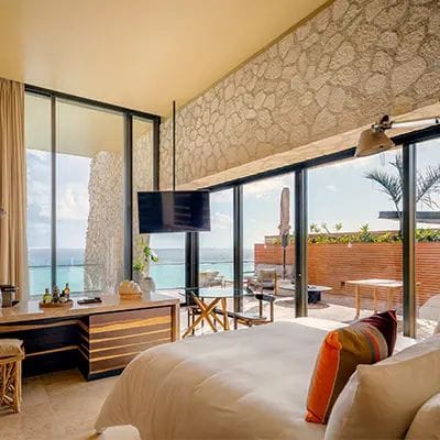 La Casa de la Playa Rooms & Suites